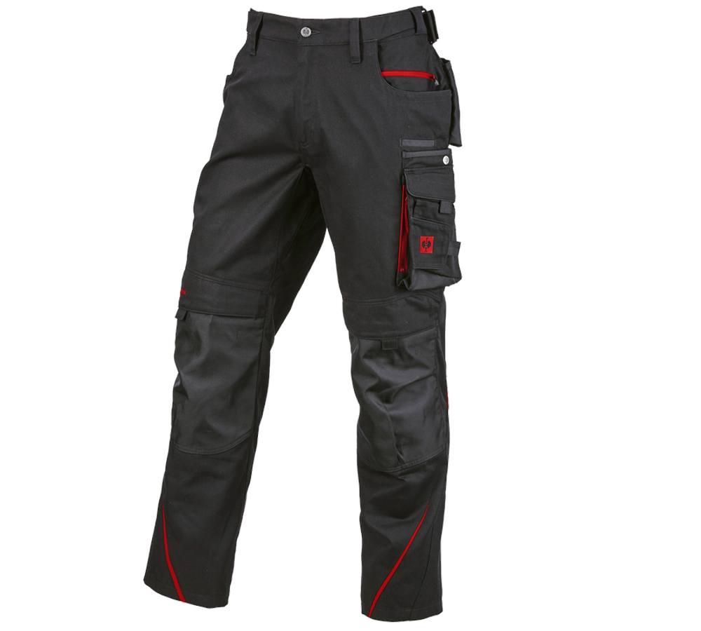 Kollaborationen: FCB Work Trousers + black/straussred