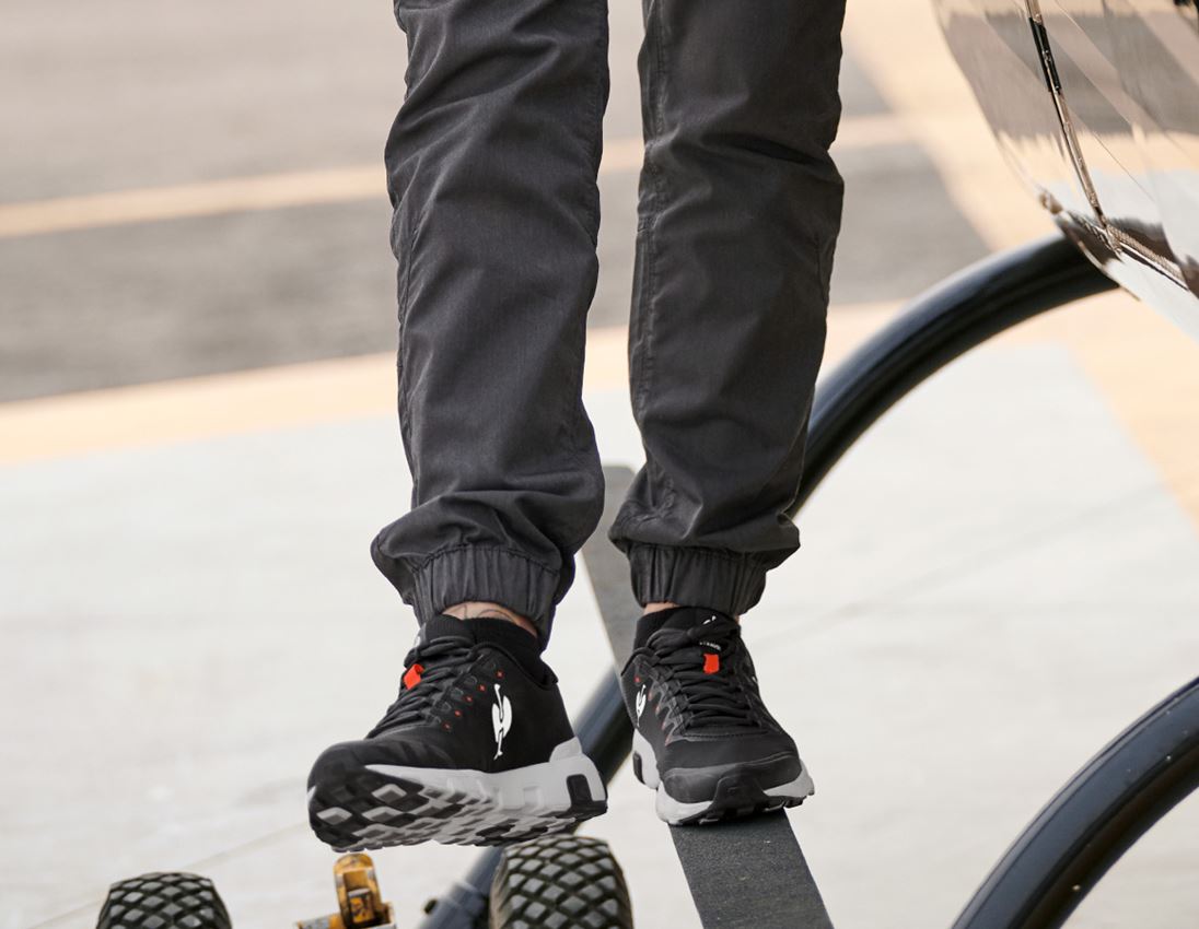 Sonstige Berufsschuhe: Allroundschuhe e.s. Bani + schwarz/weiß