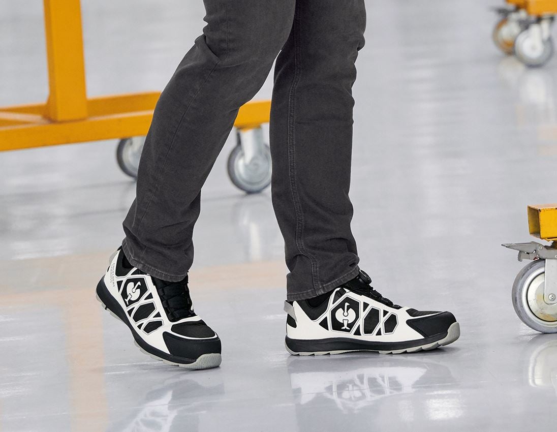 S1: S1 Sicherheitshalbschuhe e.s. Baham II low + schwarz/weiß 1