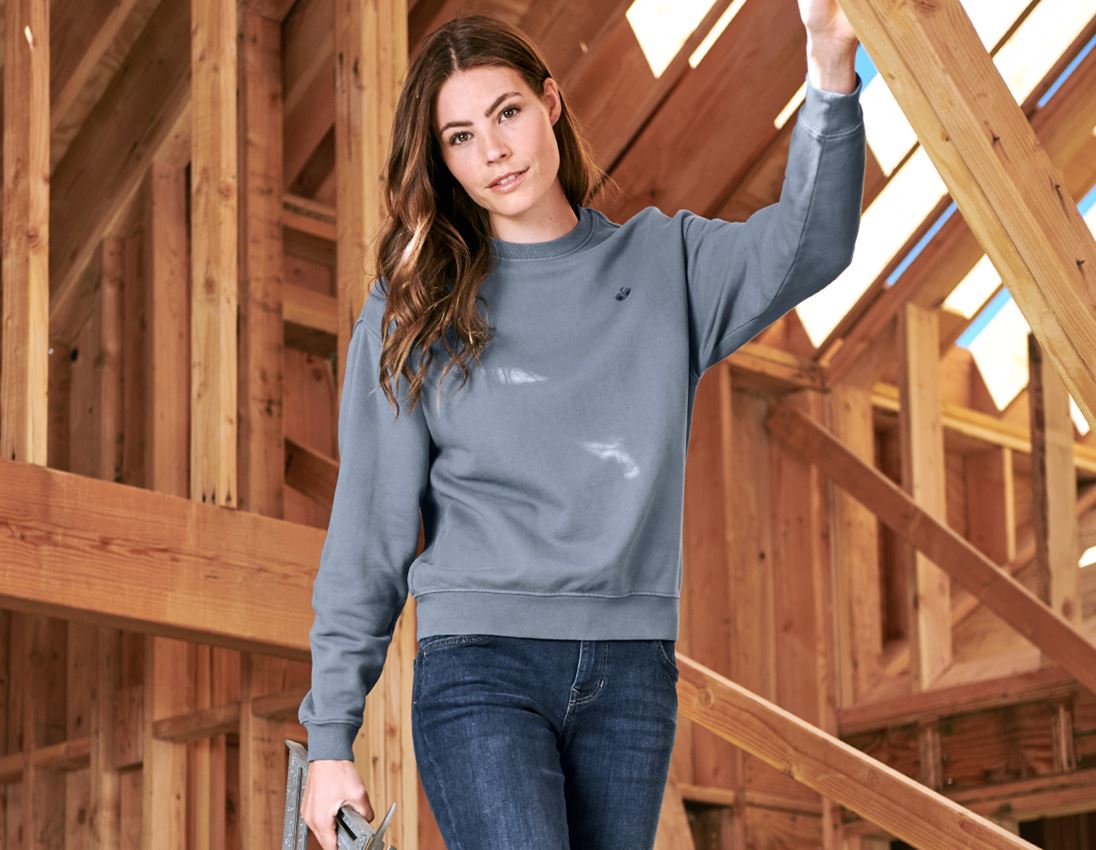 Themen: Oversize Sweatshirt e.s.motion ten, Damen + rauchblau vintage