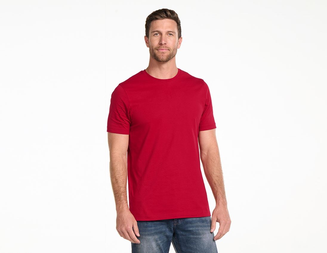Shirts & Co.: e.s. T-Shirt cotton, long fit + feuerrot