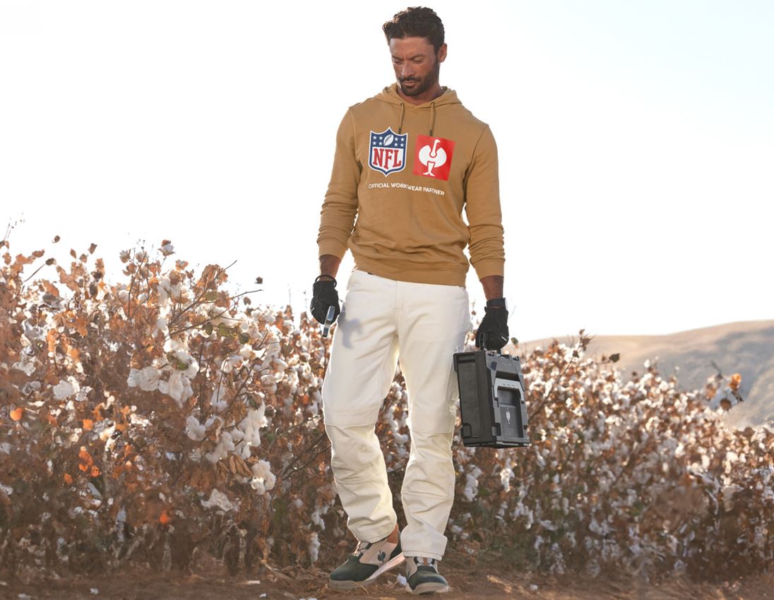 Shirts & Co.: NFL Hoodie cotton + mandelbraun 1