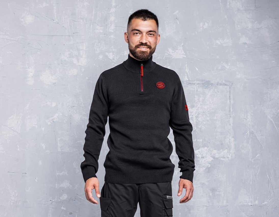 Kollaborationen: FCB KNITTED TROYER + black melange