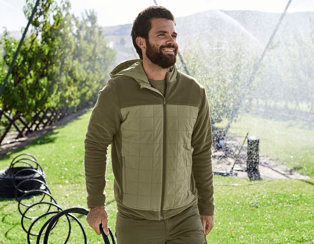 Jacken: Hybrid Kapuzenfleecejacke e.s.concrete + schlammgrün/stipagrün