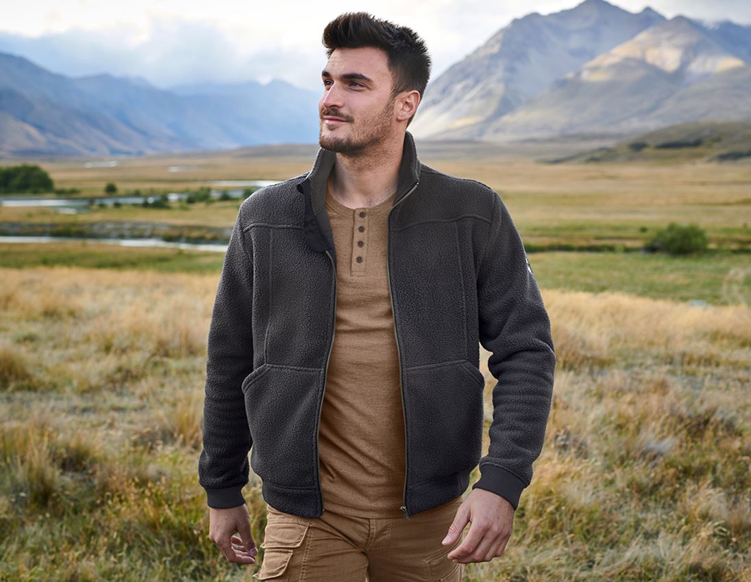 Jacken: Faserpelz Jacke e.s.vintage + schwarz 1