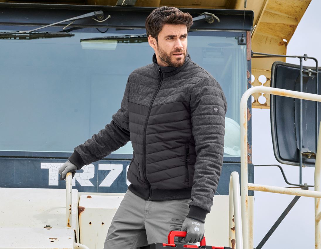 Themen: Pilotenjacke e.s.motion ten + oxidschwarz
