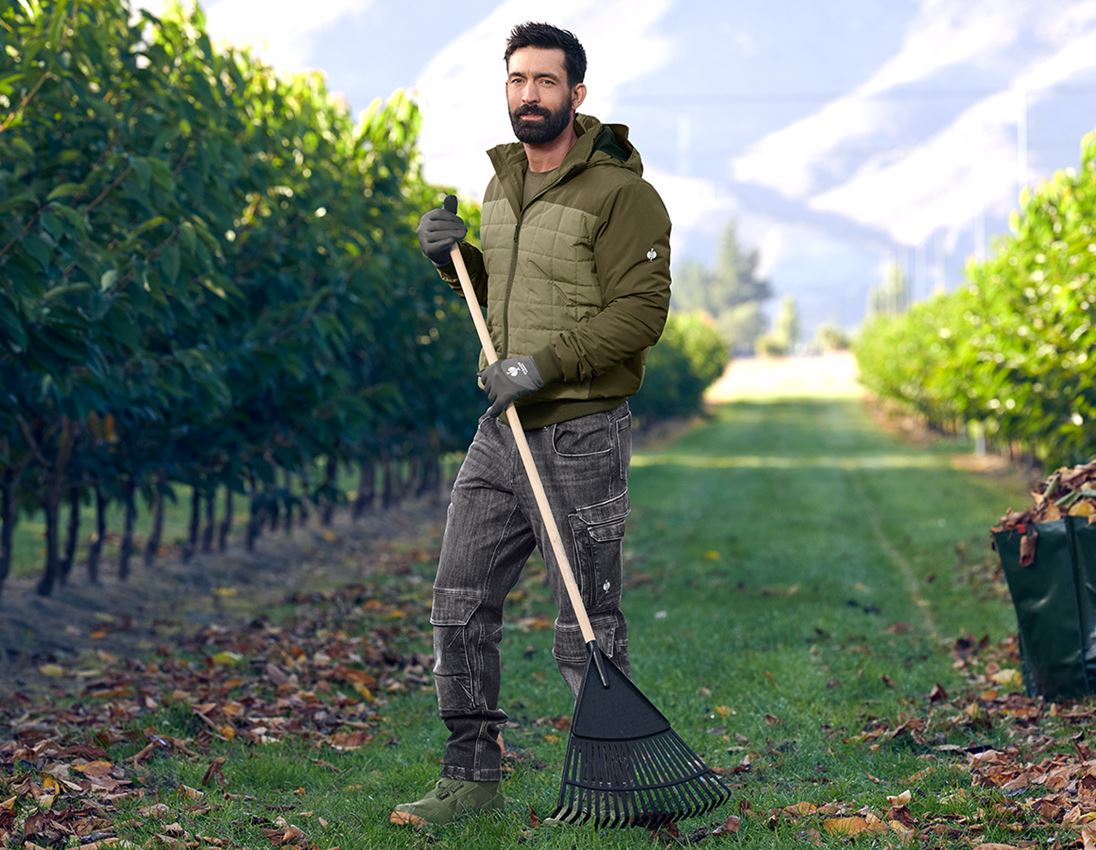 Themen: Kapuzen-Pilotenjacke e.s.concrete + schlammgrün/stipagrün 1