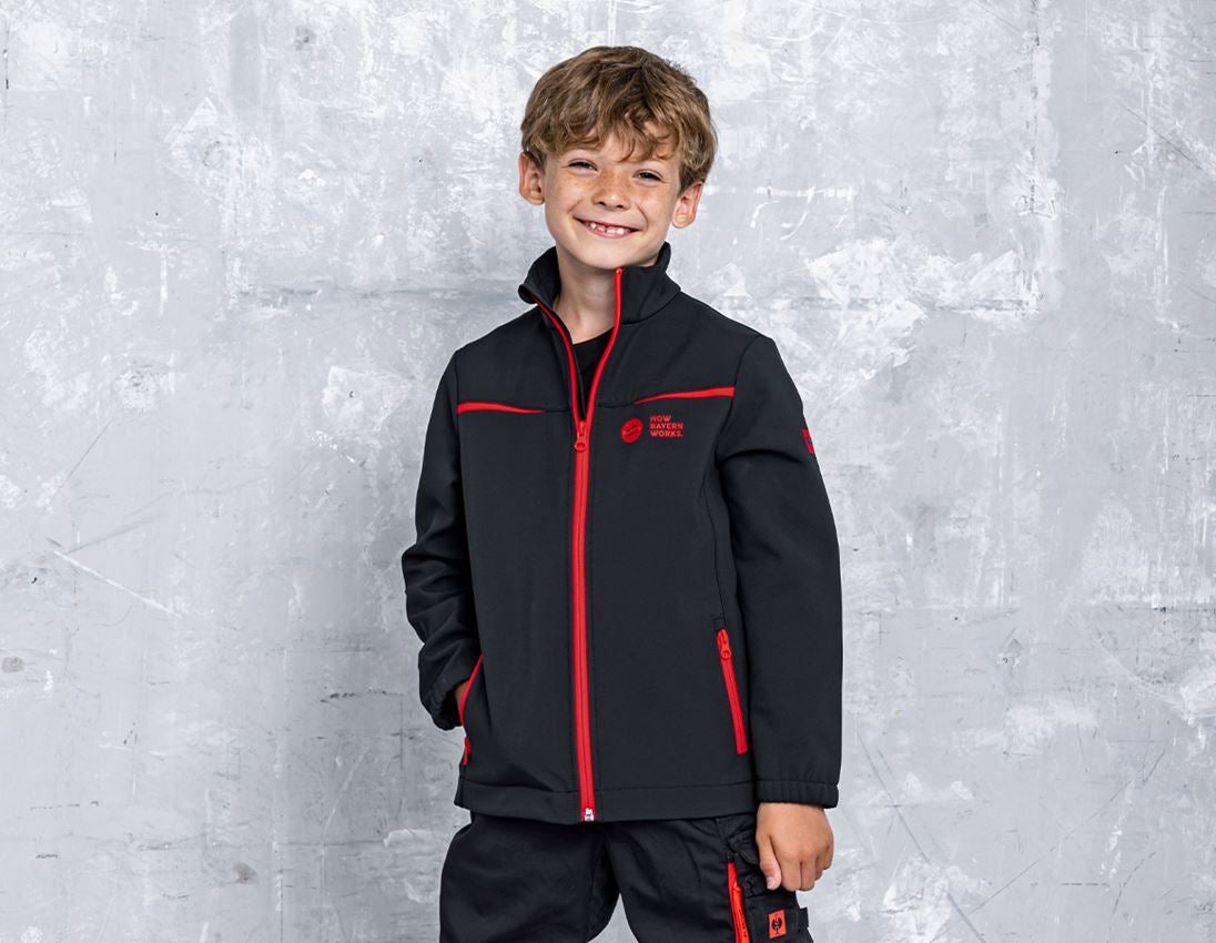 Kollaborationen: FCB WORK SOFTSHELL JACKET KIDS + black/straussred