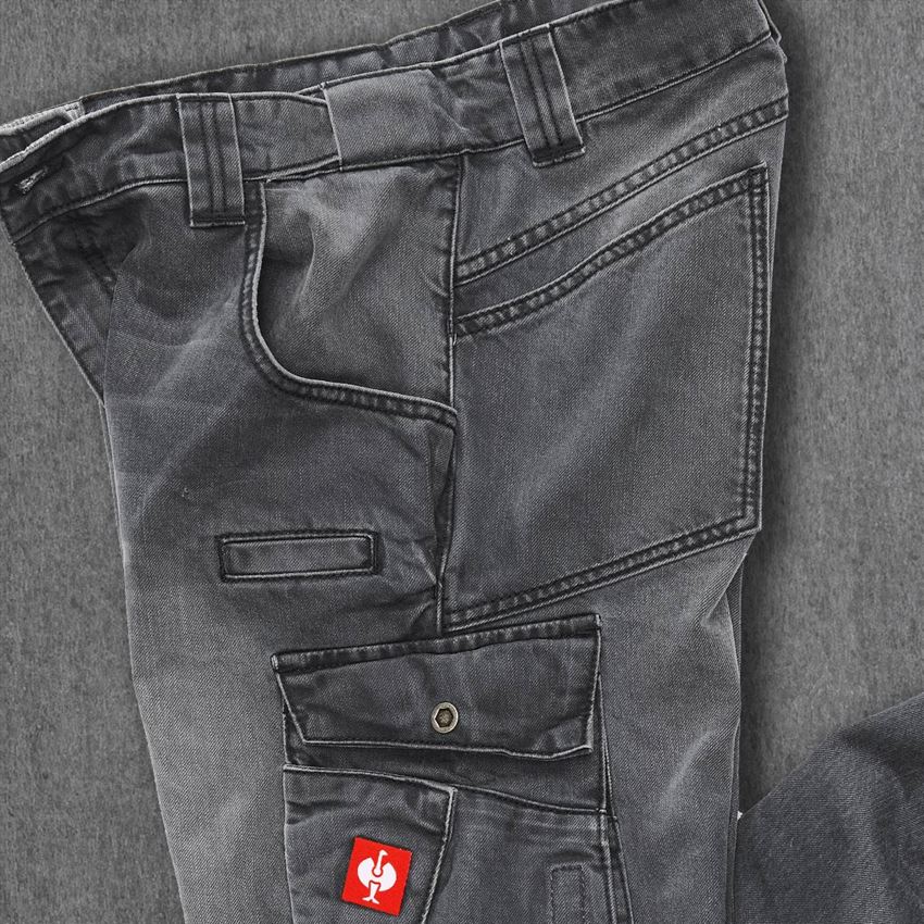 Hosen: e.s. Worker-Jeans + graphit 2