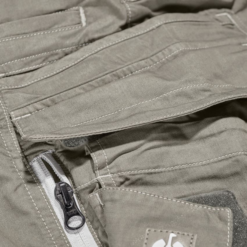 Hosen: Cargohose e.s.motion ten Sommer + moorgrün 2