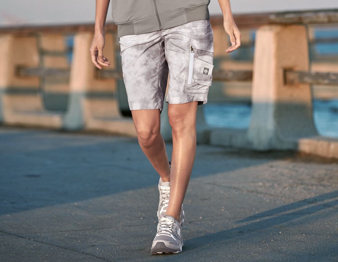 Hosen: Cargoshort e.s.motion ten Sommer, Damen + opalgrau vintage