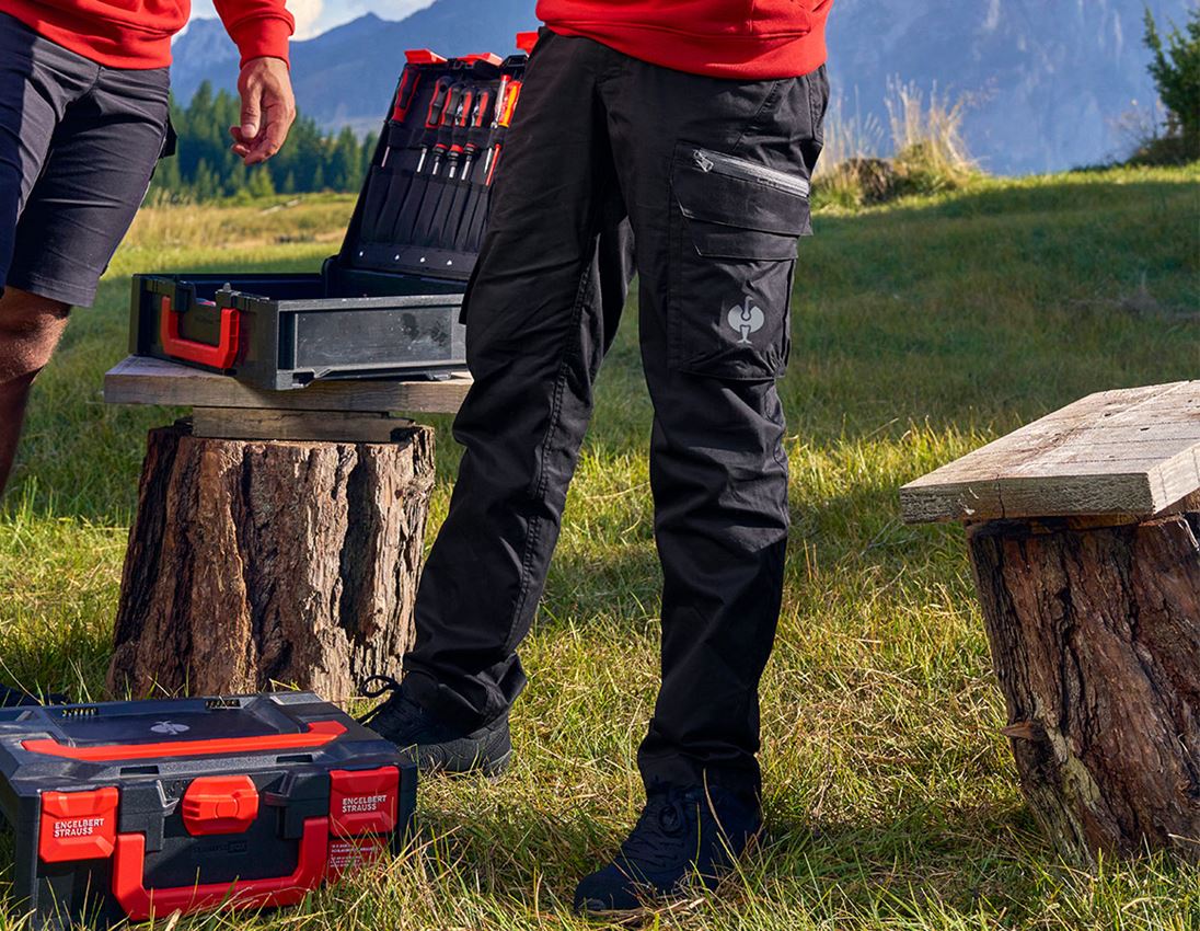 Kollaborationen: FCB Work Trousers Functional Cargo + black