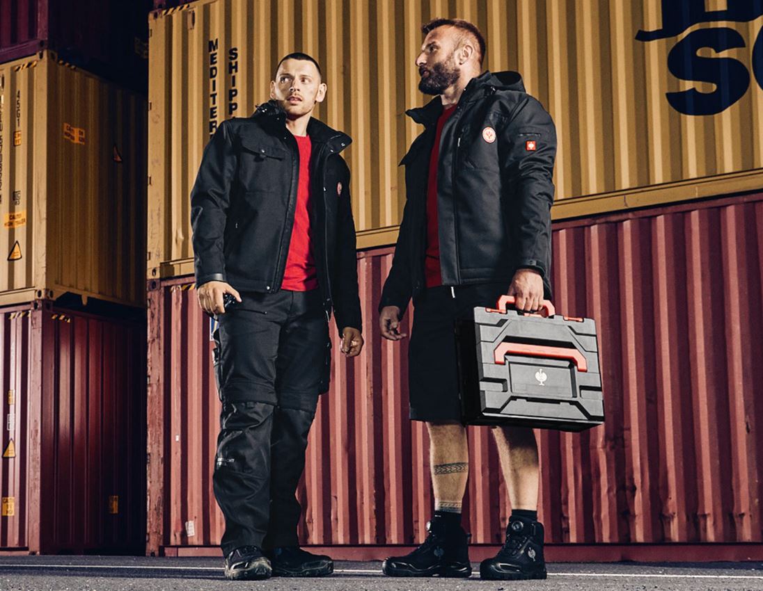 Kollaborationen: Eintracht Work Shorts + black 3