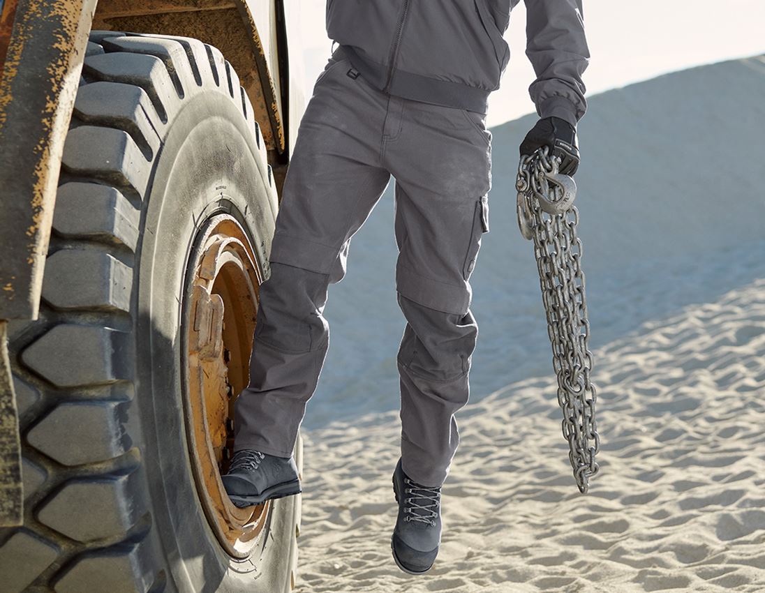 Hosen: Worker-Bundhose e.s.iconic + carbongrau 2