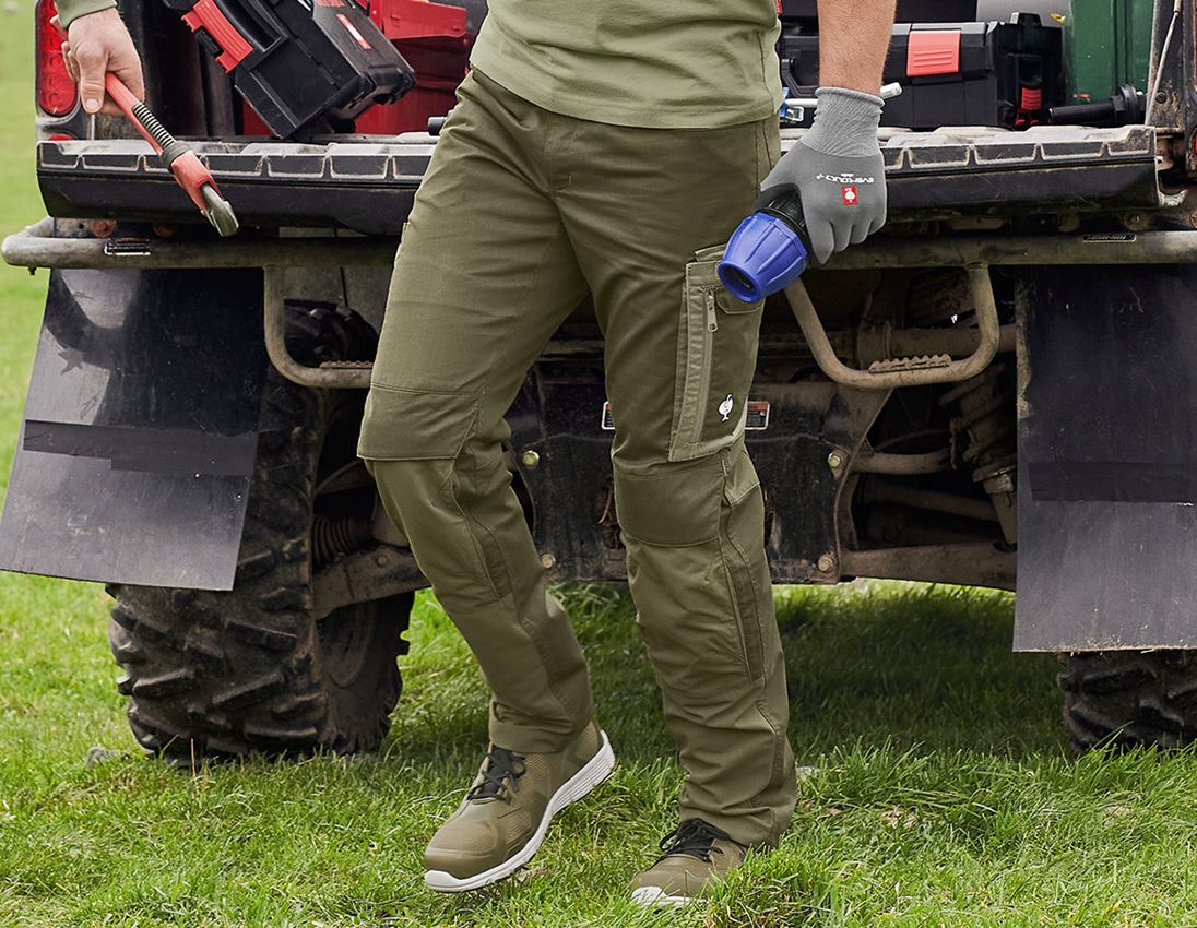 Hosen: Bundhose e.s.concrete light + schlammgrün/stipagrün