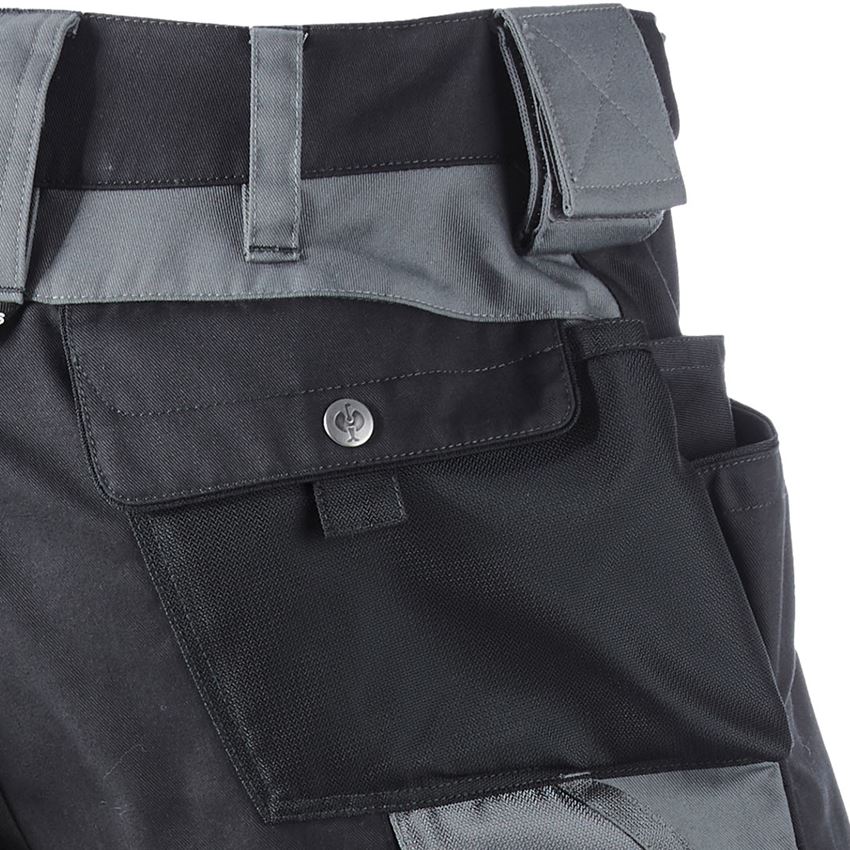 Hosen: Latzhose e.s.motion Winter + graphit/zement 2