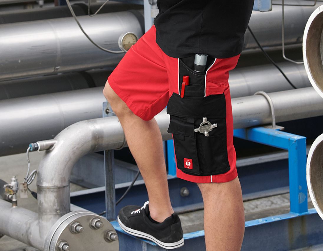 Themen: Short e.s.active + rot/schwarz 1