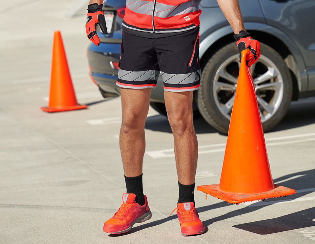 Hosen: Reflex Funktions Short e.s.ambition + schwarz/warnrot