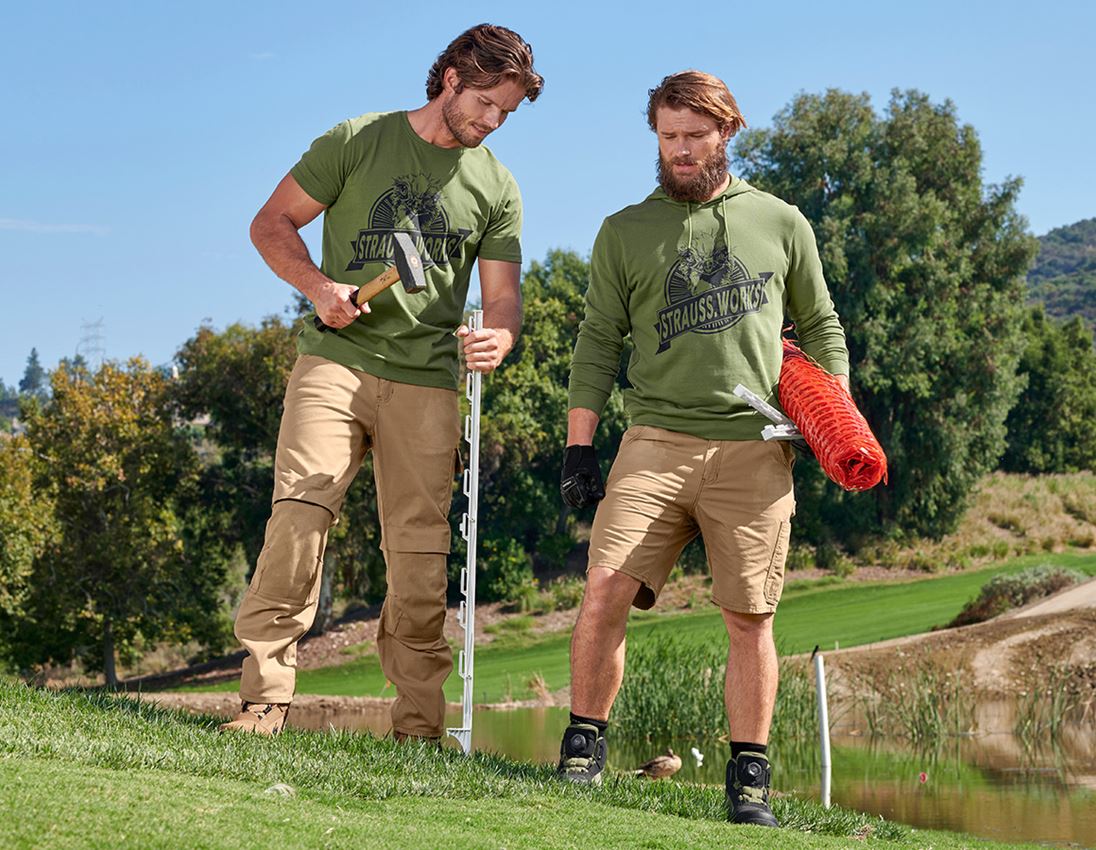 Hosen: Short e.s.iconic + mandelbraun 6