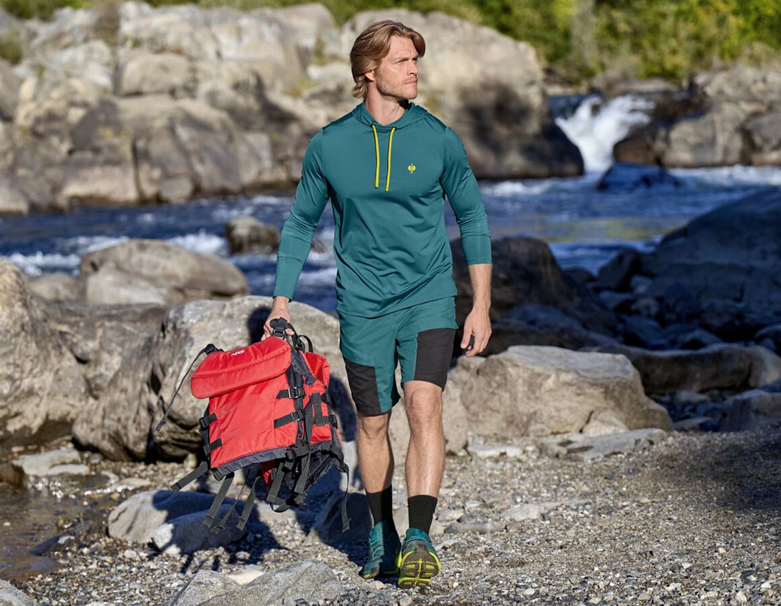 Bekleidung: Trekking Swim Short e.s.trail + smaragdgrün/chromgelb 2