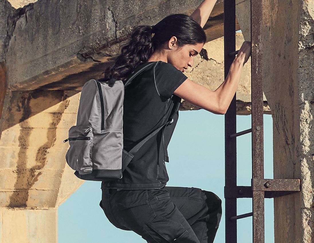 Themen: Backpack e.s.motion ten + granit