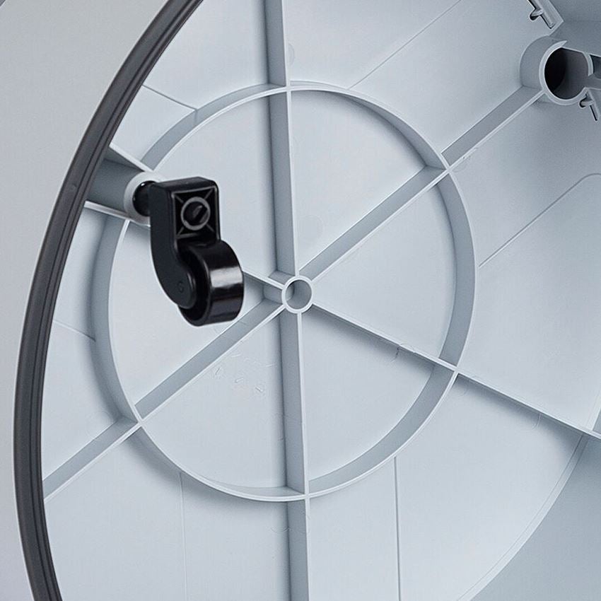 Stühle: Rollhocker + lichtgrau 2