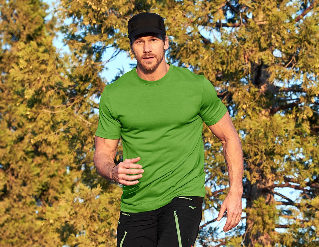 Shirts & Co.: e.s. T-Shirt Merino light + seegrün