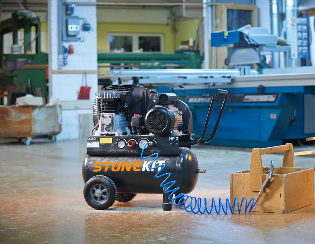 Elektrowerkzeuge: STONEKIT Werkstattkompressor Tech 400