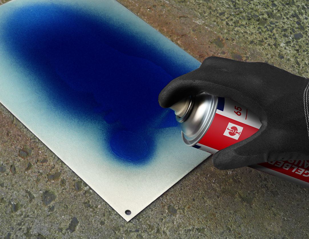 Sprays: e.s. Lackspray #65 + ultramarin blau