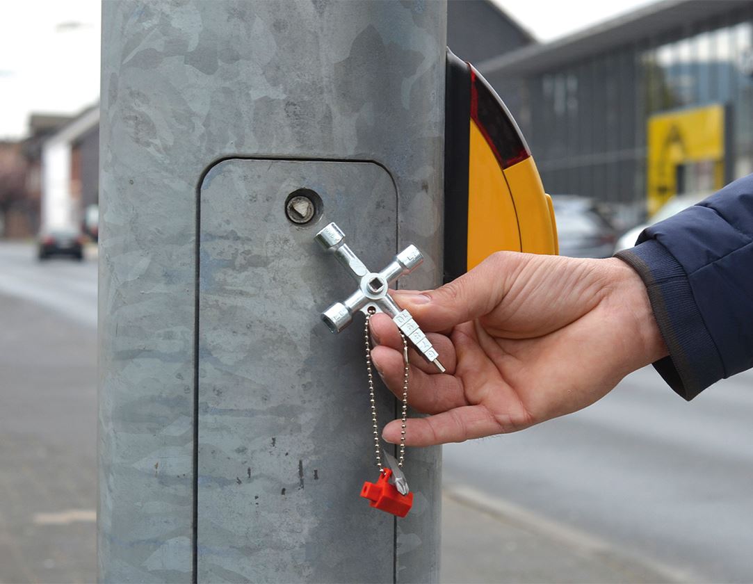 Schraubenschlüssel: Allround-Key 2