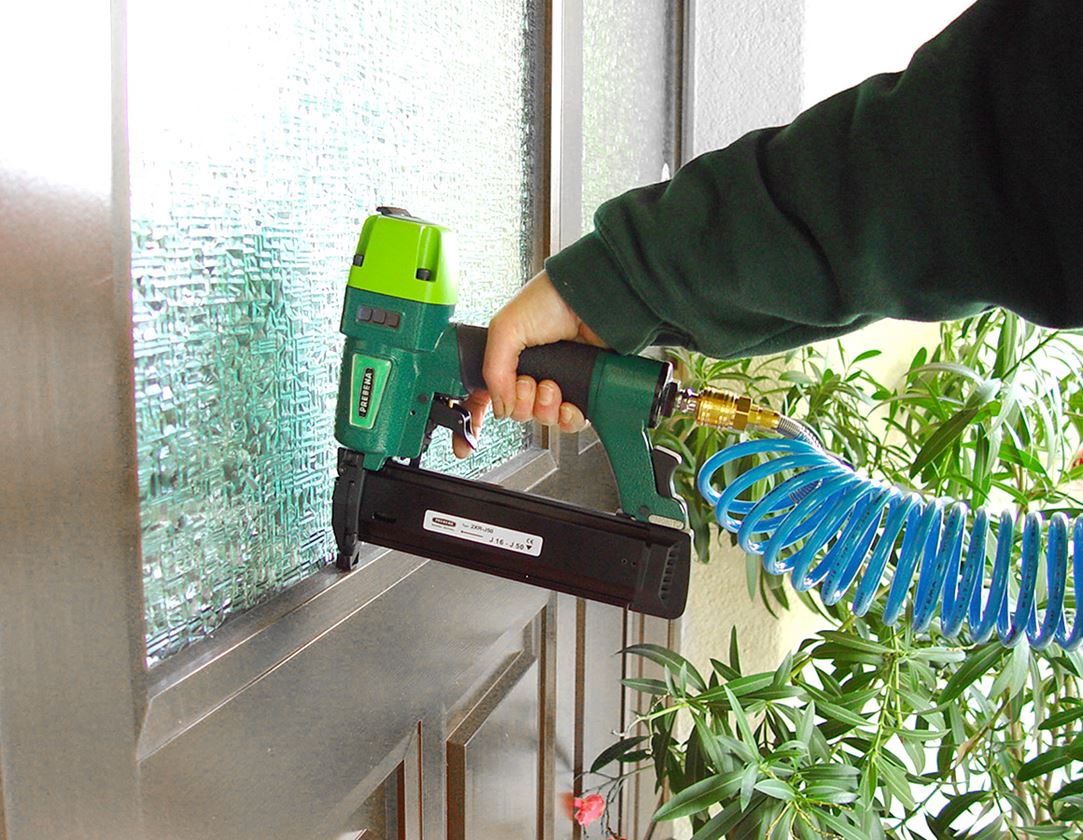 Druckluftwerkzeug | Zubehör: Prebena Druckluftnagler 2XR-J50