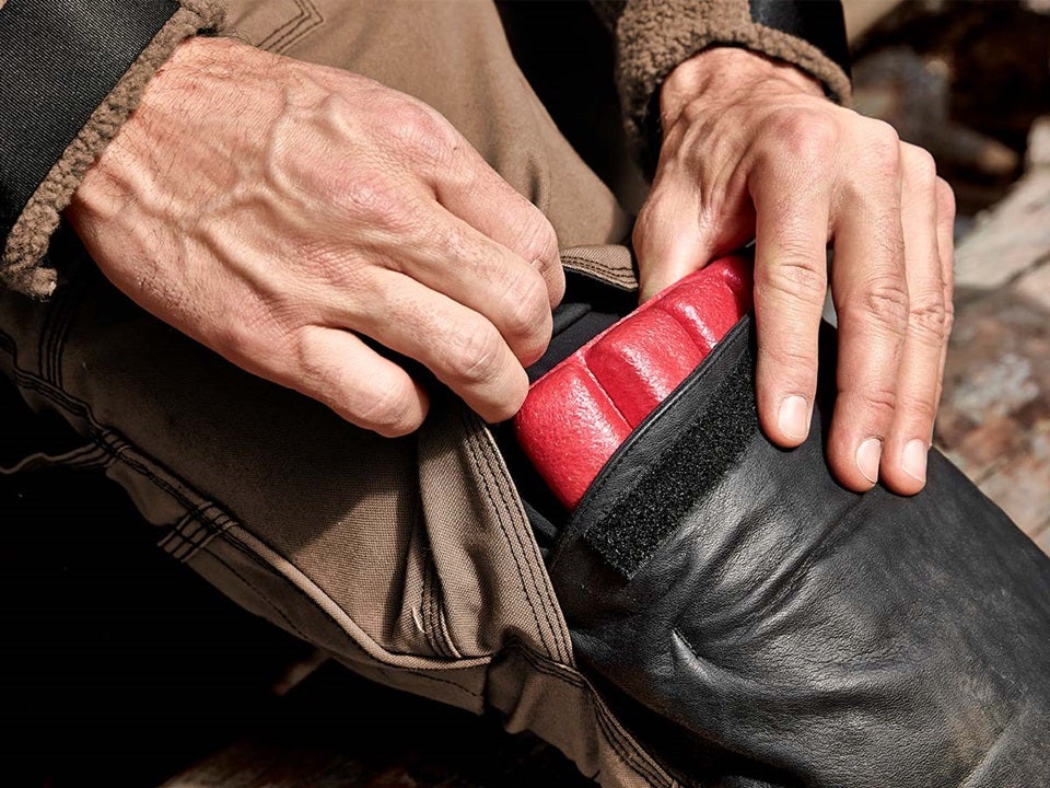 Kniepolstertasche oben mit Klettverschluss