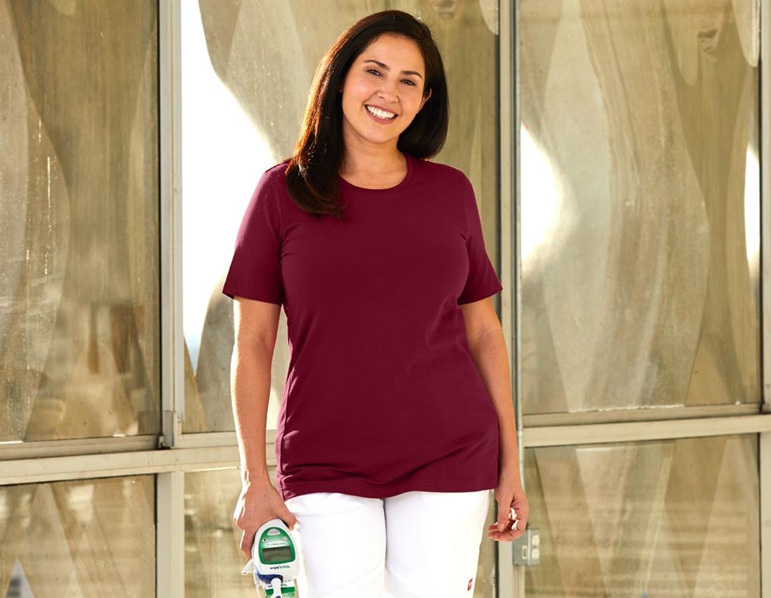 Bovenkleding: e.s. T-Shirt cotton stretch, dames, plus fit + bordeaux
