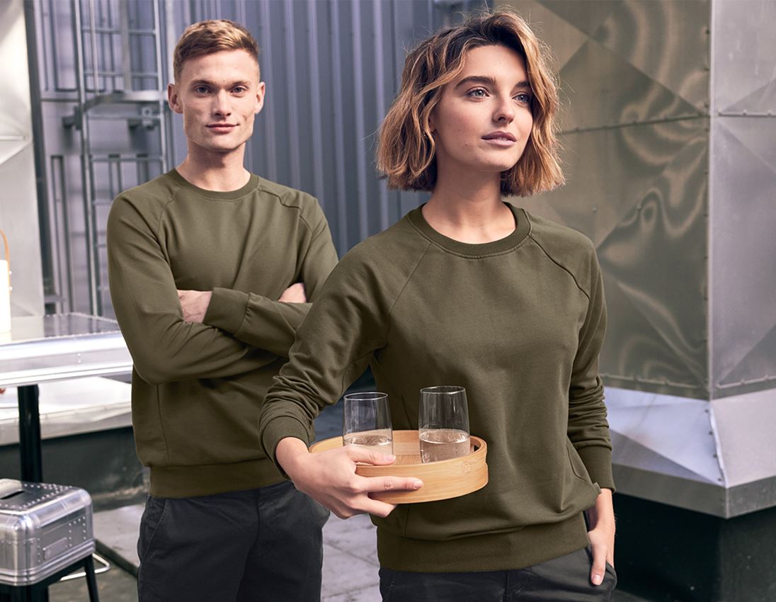 Thèmes: e.s. Sweatshirt cotton stretch, femmes + vert boue
