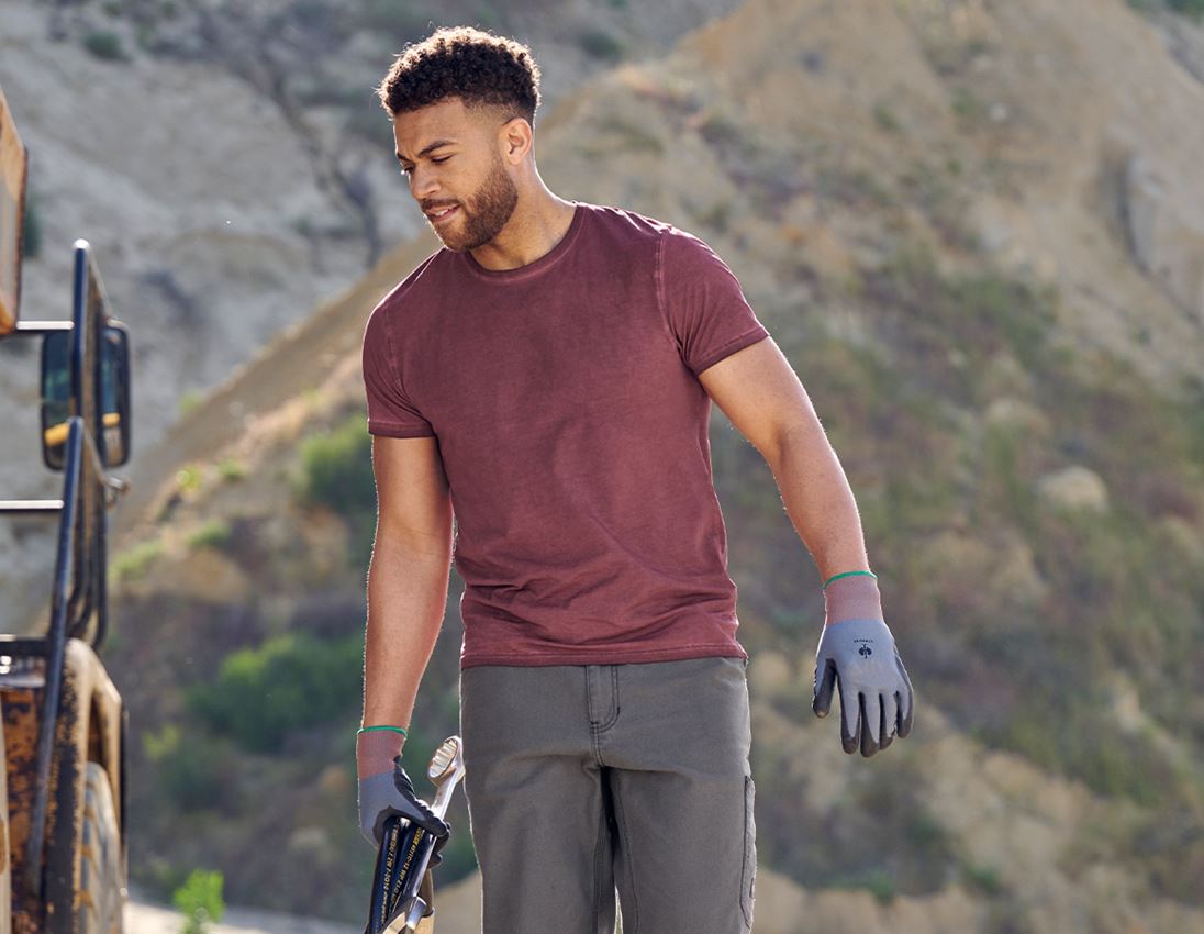 Thèmes: e.s. T-Shirt vintage cotton stretch + rubis vintage 1