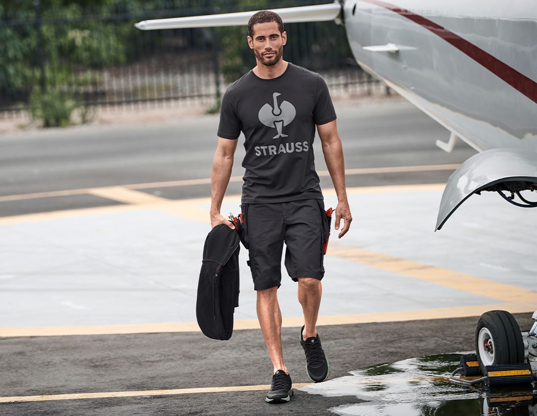 Hauts: T-Shirt e.s.concrete + noir 1