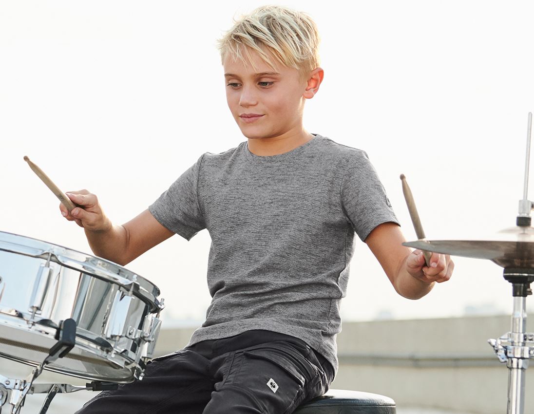 Bovenkleding: T-Shirt e.s.vintage, kinderen + zwart melange