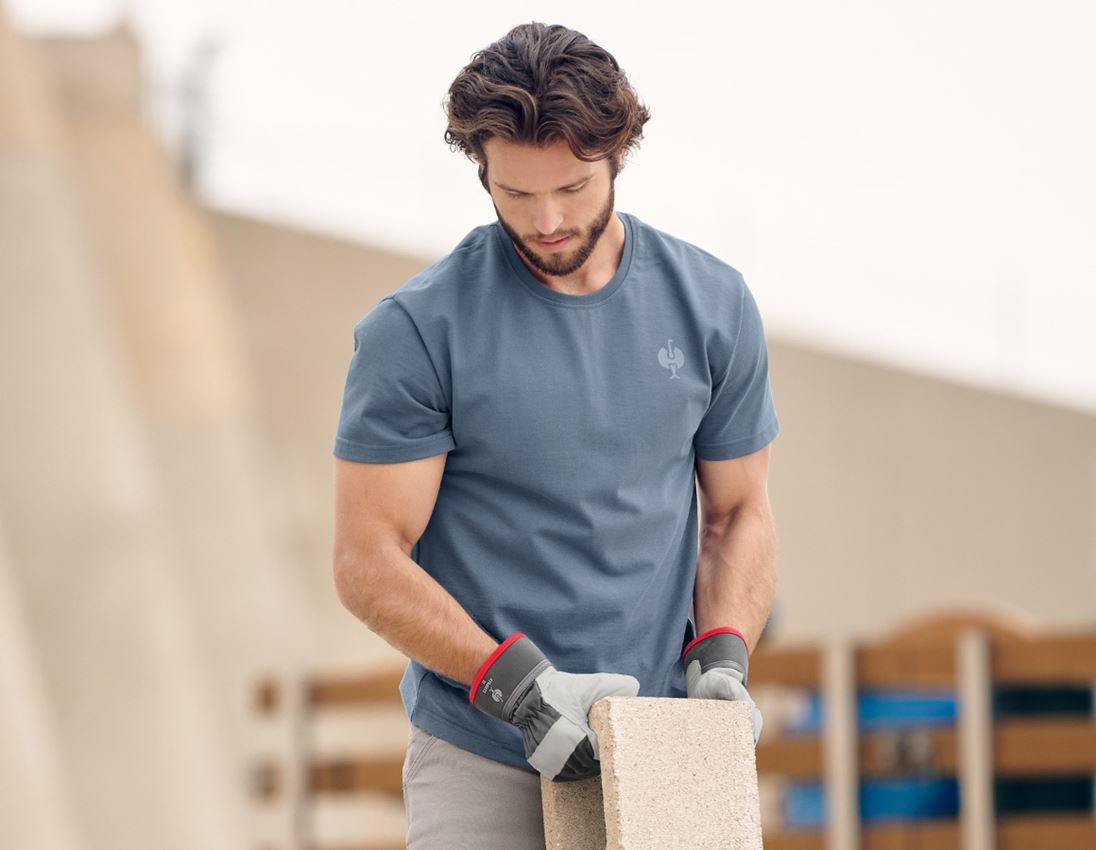 Bovenkleding: T-Shirt heavy e.s.iconic + oxideblauw