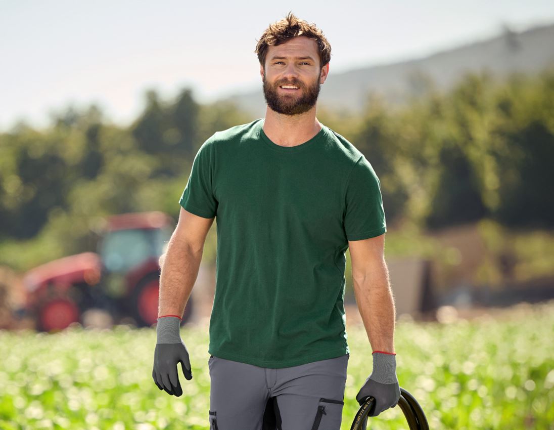 Bovenkleding: e.s. Pique-T-Shirt cotton light + groen