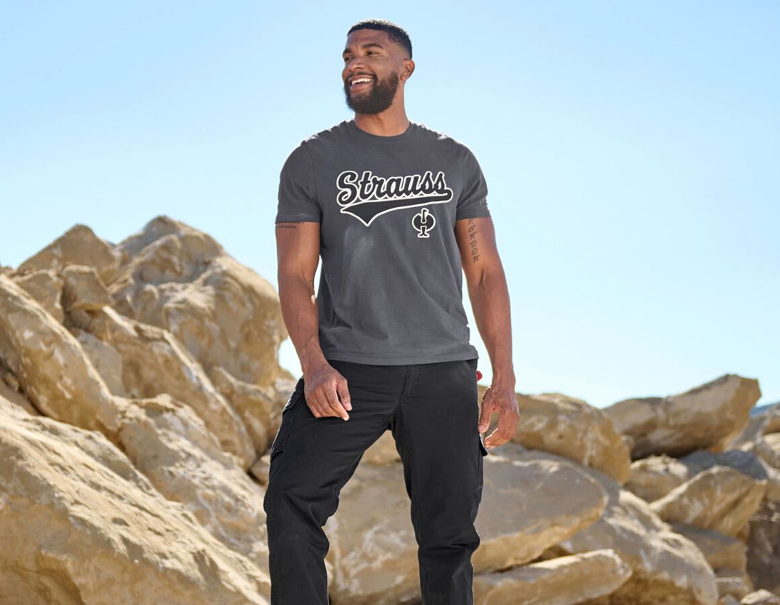 Bovenkleding: T-Shirt e.s.e:pic + carbongrijs