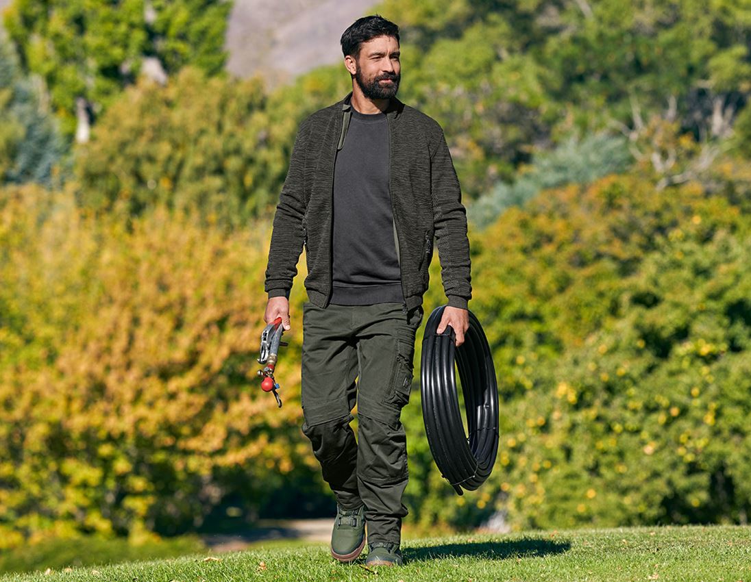 Thèmes: Veste en tricot e.s.motion ten + vert camouflage 1