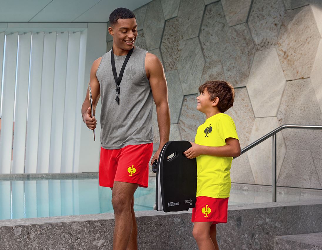 Hosen: Badeshort e.s.trail + straussrot/acidgelb 2