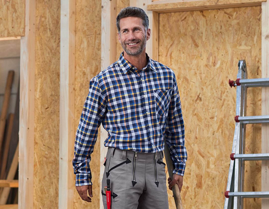 Bovenkleding: Katoenen hemd Malmö + donkerblauw/korenblauw/geel