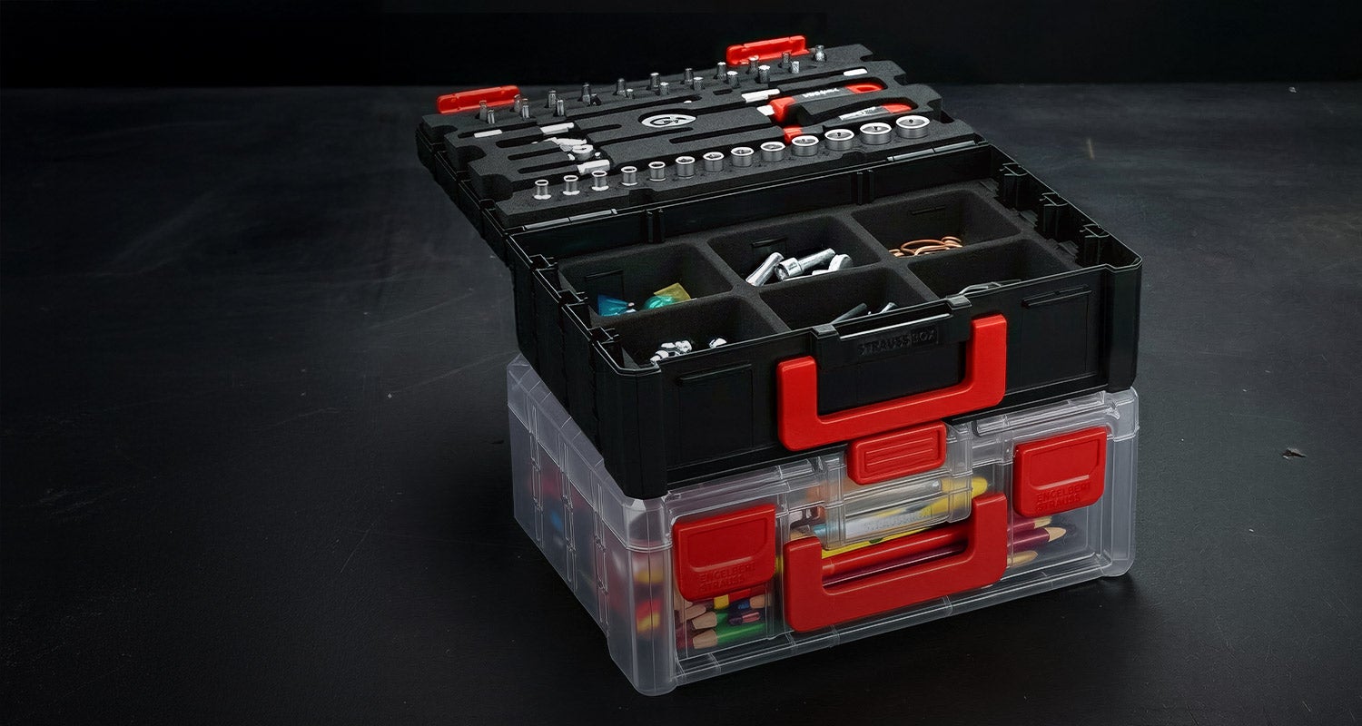 Zwei Herren tragen Hybridjacken e.s.trail