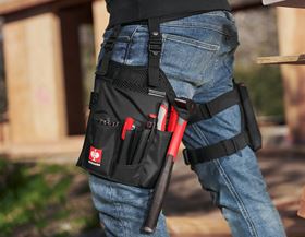 Ansicht, Damenhose e.s.​motion 2020, schwarz/seegrün