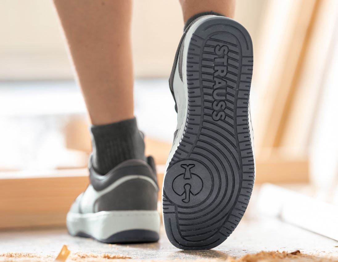 Gastro: S1 Sicherheitshalbschuhe e.s. Eindhoven low + carbongrau/hellgrau 2
