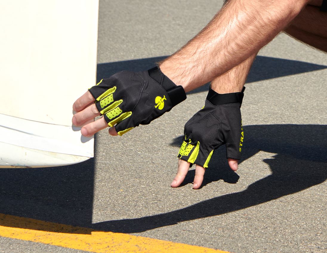 Thèmes: Gants e.s.trail, short + noir/jaune acide