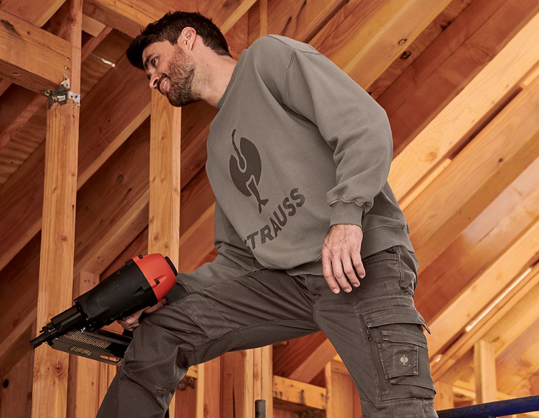 Themen: Oversize Sweatshirt e.s.motion ten + pekanbraun vintage 1