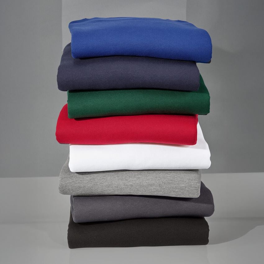 Thèmes: Sweatshirt e.s.industry + rouge vif 2
