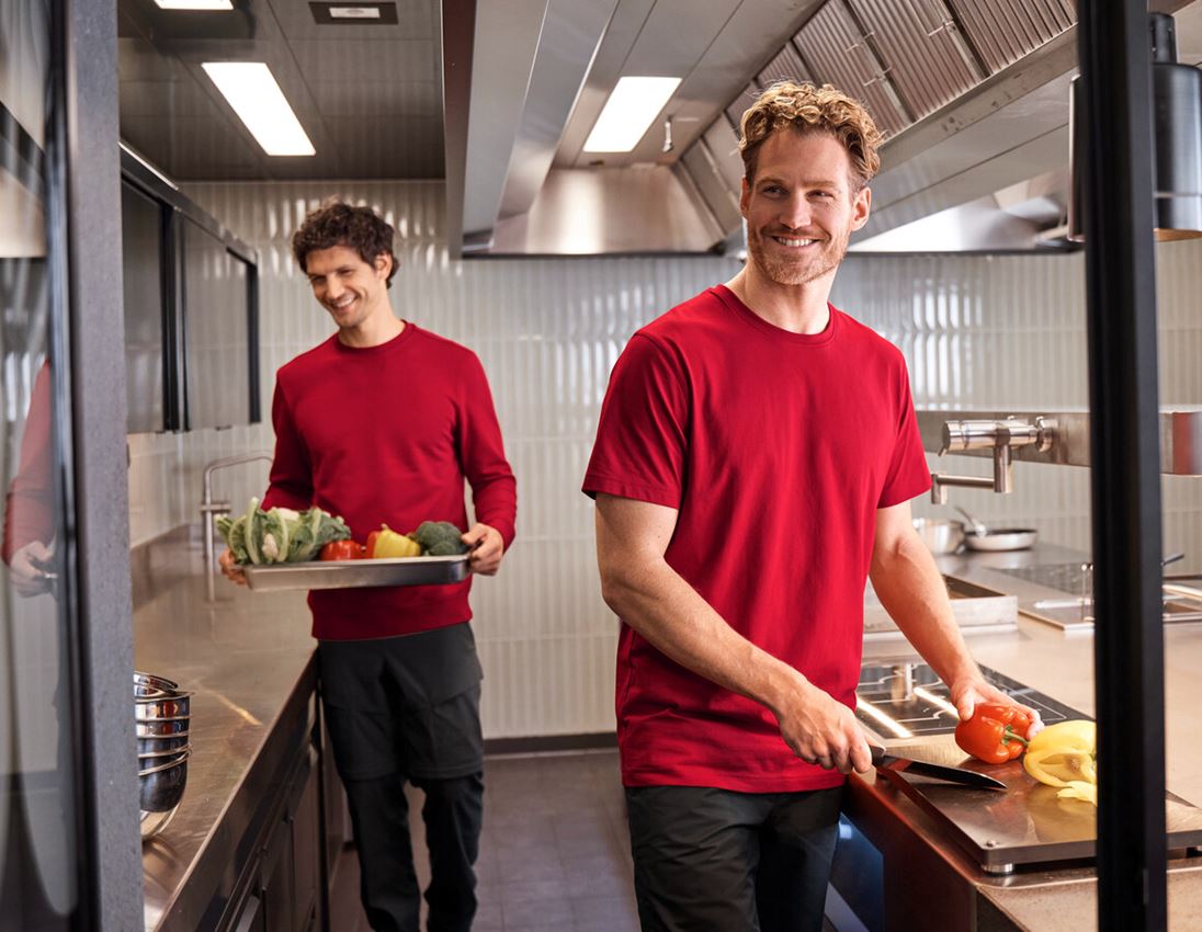 Hauts: T-Shirt e.s.industry + rouge vif 1